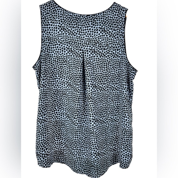 Soft & flared sleeveless blouse, 2XL, blue, black pattern, flowy Animal Print - Picture 3 of 5